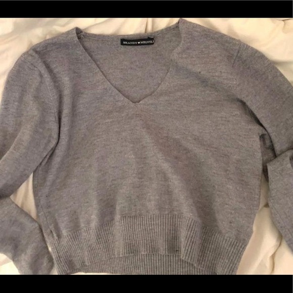 Brandy Melville Cropped Grey Sweater- BRAND NEW - Picture 4 of 4